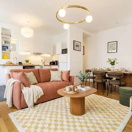 Furtivestay - Champs Elysees - St Honore Apartment Paris