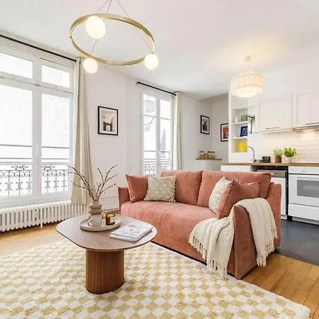 Furtivestay - Champs Elysees - St Honore Apartment