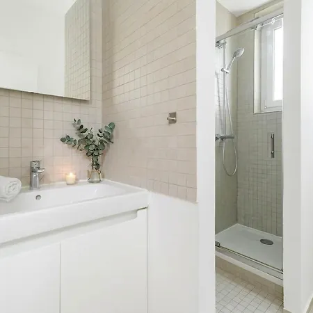 Apartment Furtivestay - Champs Elysees - St Honore Paris